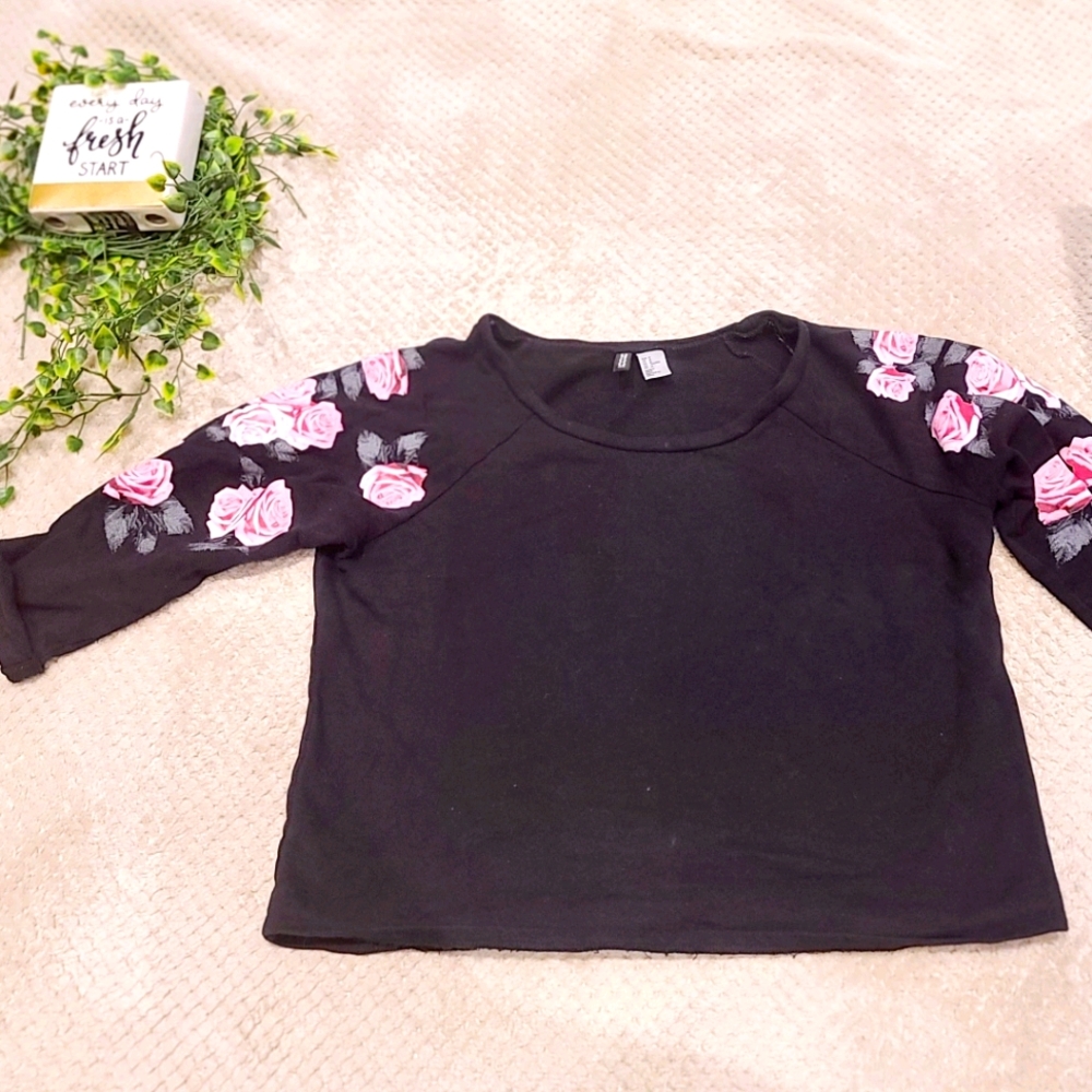 H&M Rose Patterns 3/4 length sweater